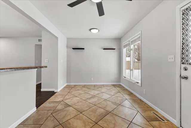 $2,200 | 1328 Timberline Drive, Joliet, IL 60431