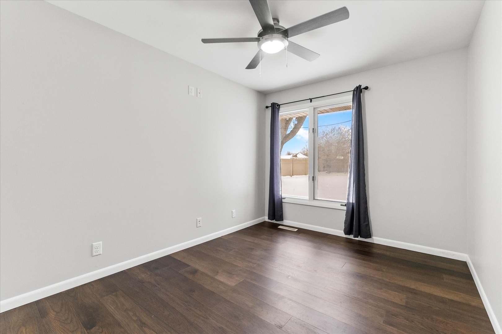 1328 Timberline Drive Joliet, IL 60431 - Photo 8 of 17