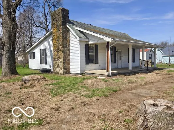 $72,000 | 210 North Lessie Street, Worthington, IN 47471