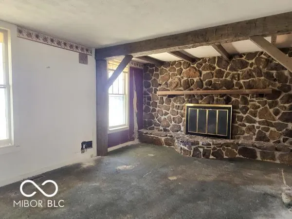 $72,000 | 210 North Lessie Street, Worthington, IN 47471