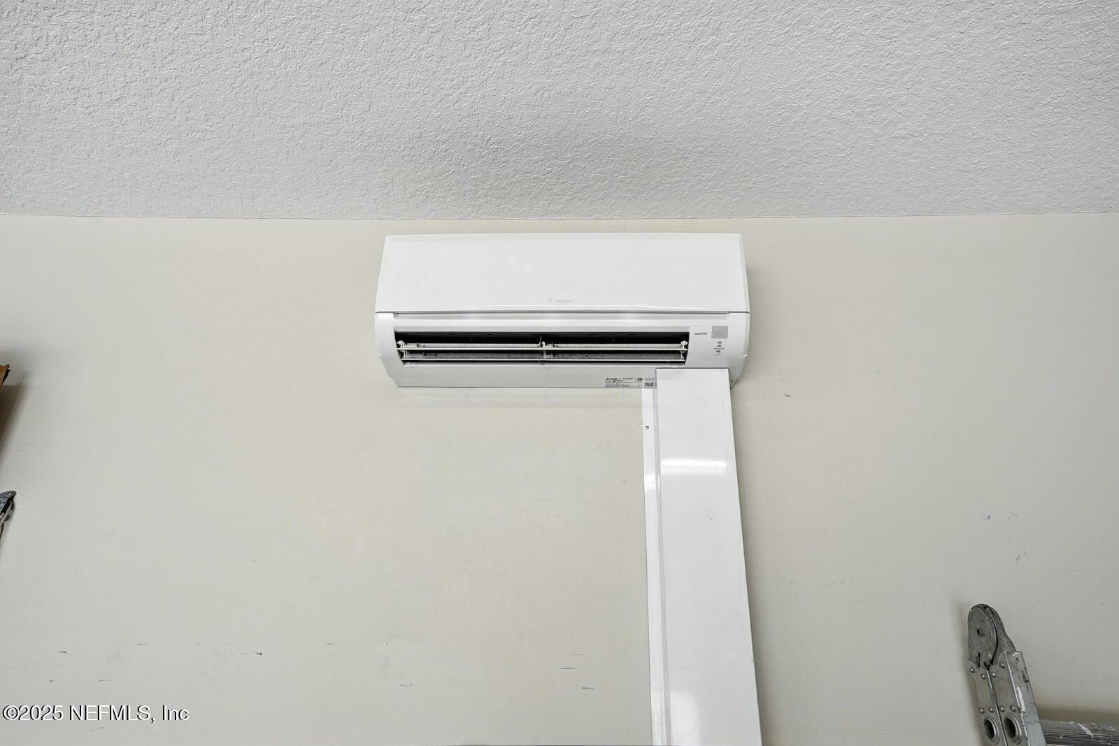 524 Sebastian Square St. Augustine, FL 32095 - Photo 22 of 32 a utility room with dryer and washer