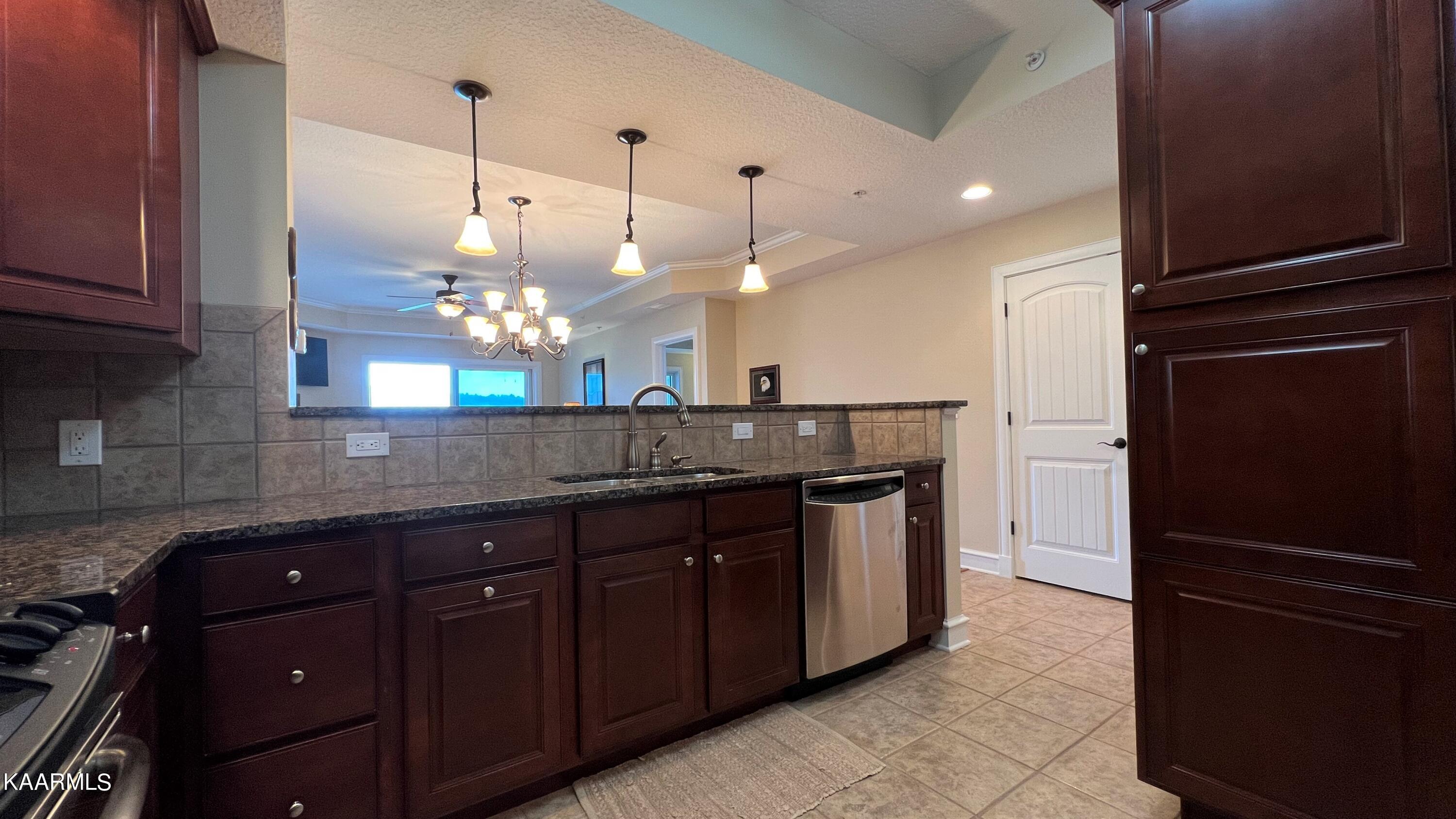 655 Waterside Circle Andersonville, TN 37705 - Photo 16 of 30 Kitchen 2