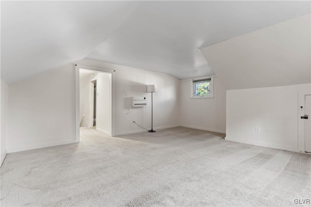 1802 Moselem Spring Road Hamburg, PA 19526 - Photo 27 of 50 an empty room with closet and mirror