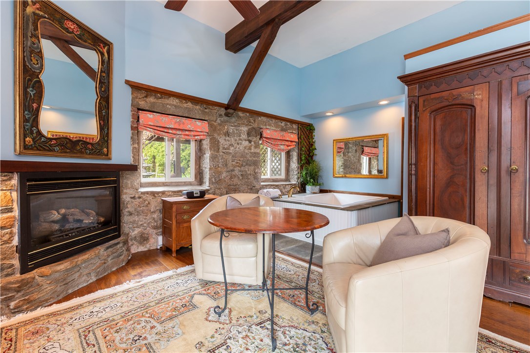 190 Shore Road Westerly, RI 02891 - Photo 21 of 40