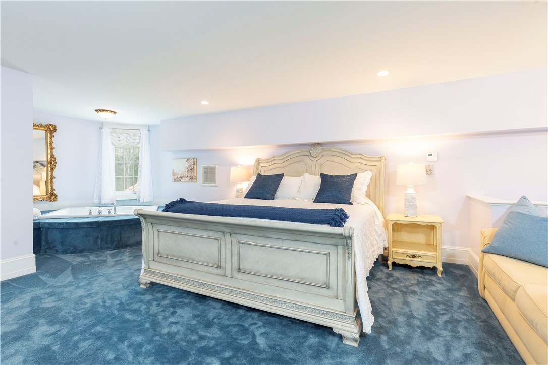 190 Shore Road Westerly, RI 02891 - Photo 27 of 40
