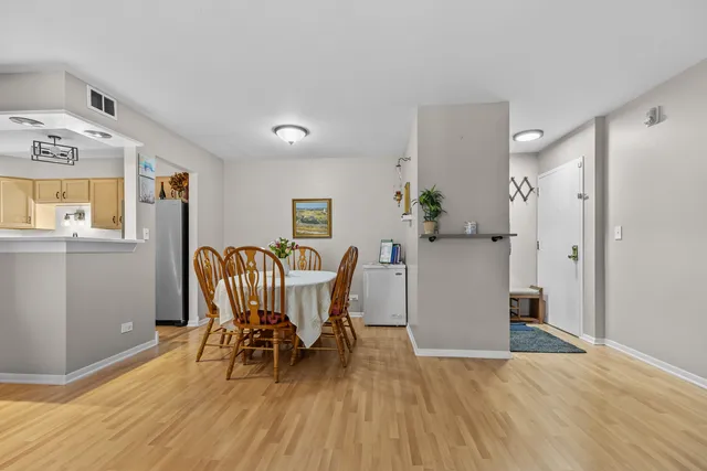 $270,000 | 7353 Blackburn Avenue, Unit K206, Downers Grove, IL 60516