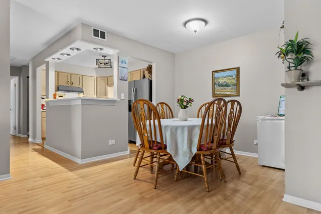 $270,000 | 7353 Blackburn Avenue, Unit K206, Downers Grove, IL 60516