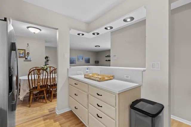 $270,000 | 7353 Blackburn Avenue, Unit K206, Downers Grove, IL 60516