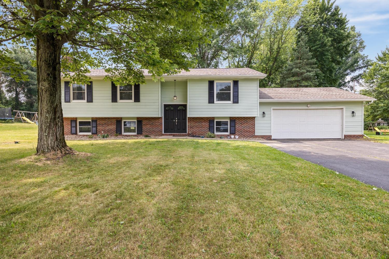 9816 Church Road Huron, OH 44839 - Photo 1 of 46 Gallery Image 1