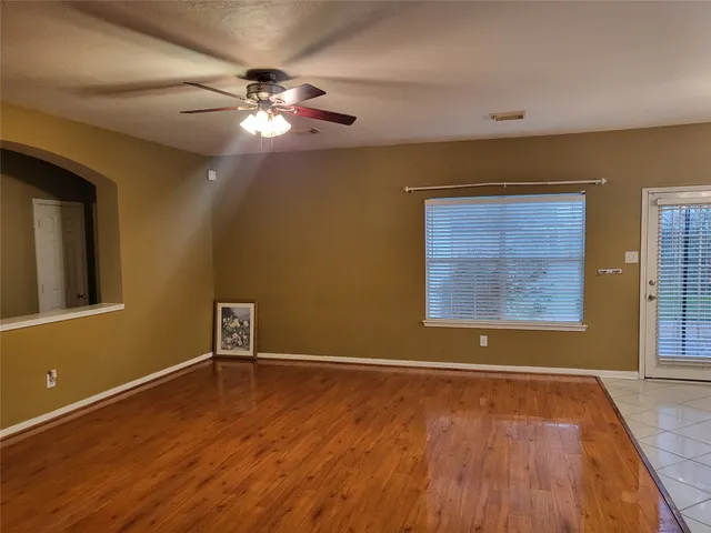 $2,050 | 5406 Meadow Canyon Drive, Sugar Land, TX 77479