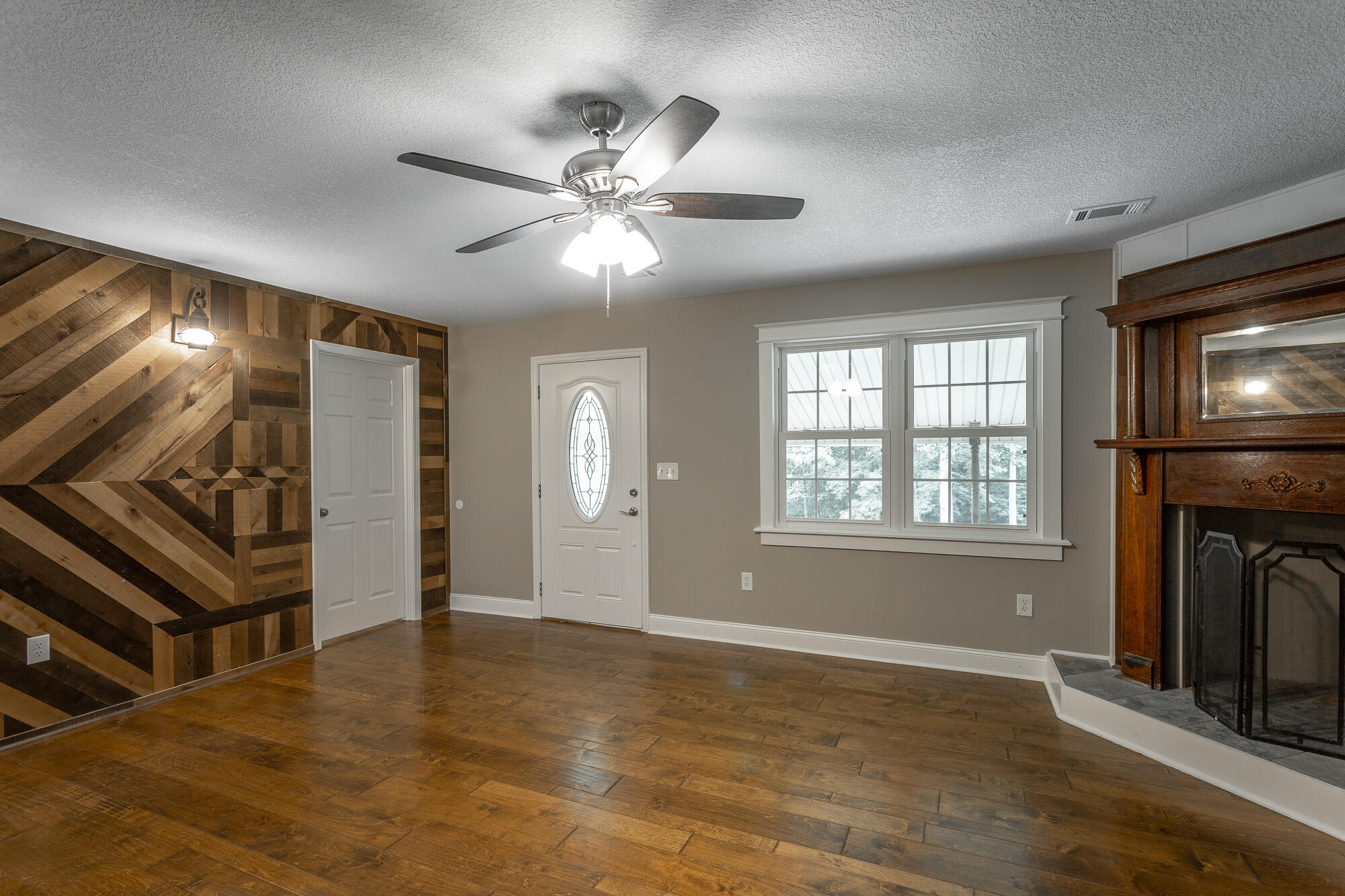 3300 Halls Valley Road Trion, GA 30753 - Photo 9 of 38 3300 Halls Valley Road HD-3