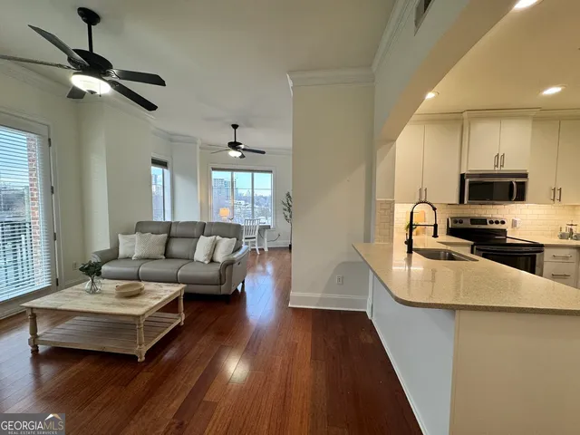 $2,600 | 2277 Peachtree Street Northeast, Unit 510, Atlanta, GA 30309