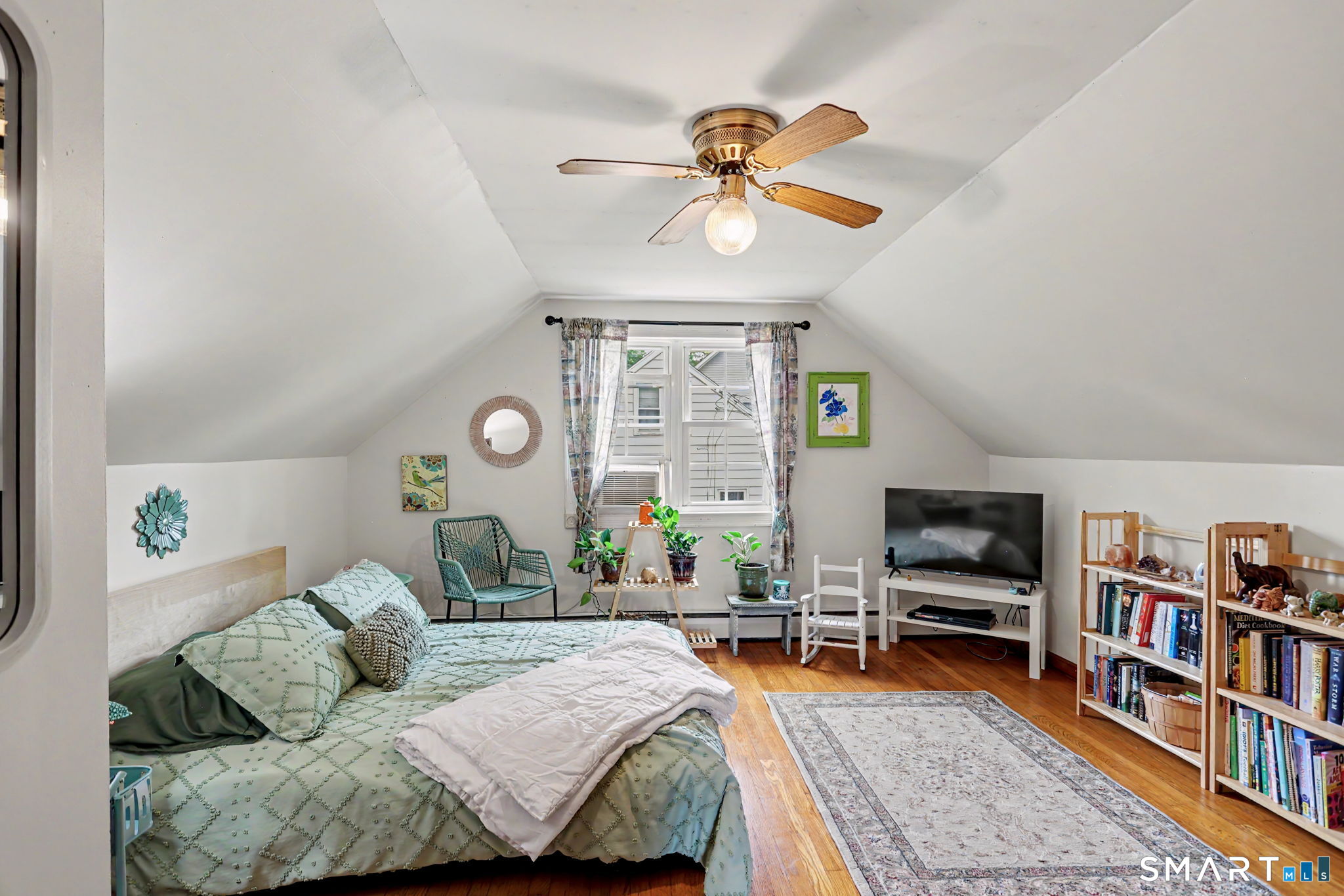 264 Roxbury Road East Lyme, CT 06357 - Photo 14 of 27