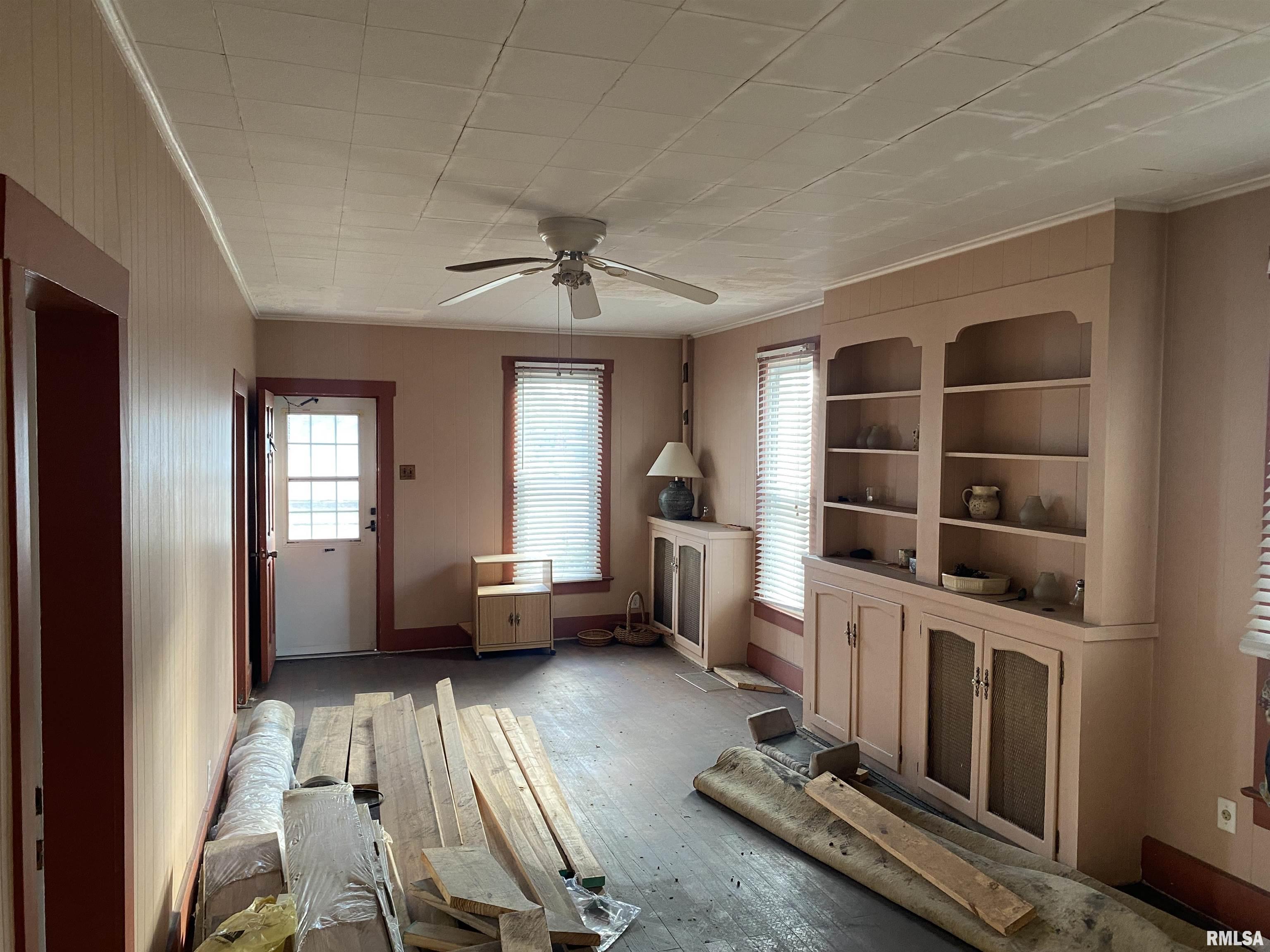 518 East Noleman Street Centralia, IL 62801 - Photo 4 of 5