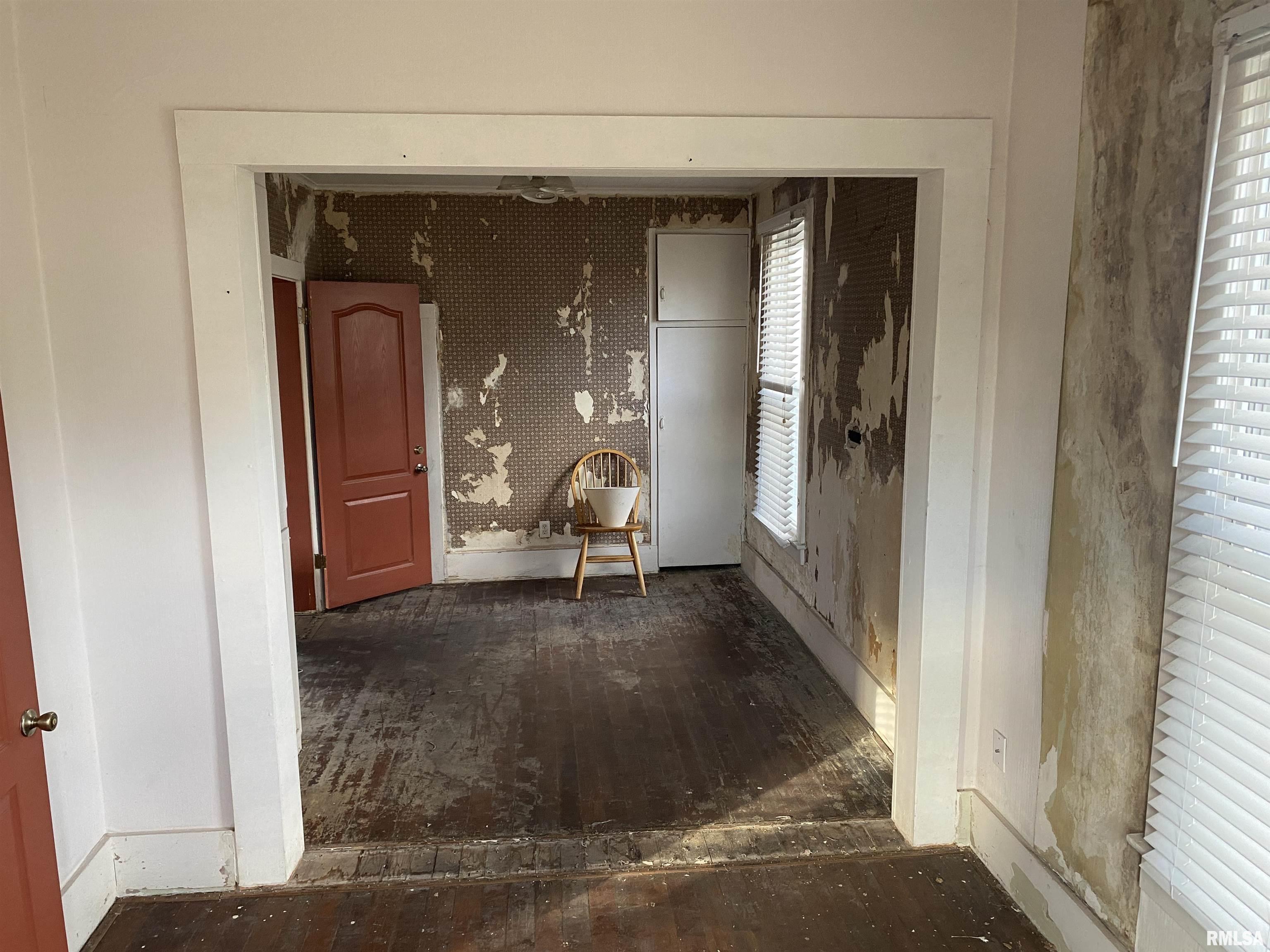 518 East Noleman Street Centralia, IL 62801 - Photo 5 of 5