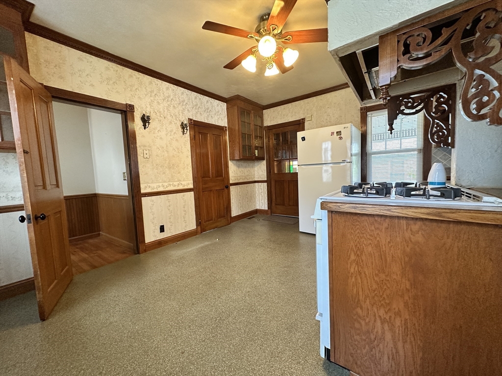 19 Mckinley Road Worcester, MA 01605 - Photo 8 of 34 Gallery Image 8