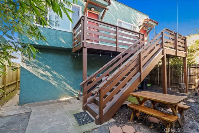 $1,095,000 | 3581 Olive Avenue, Long Beach, CA 90807