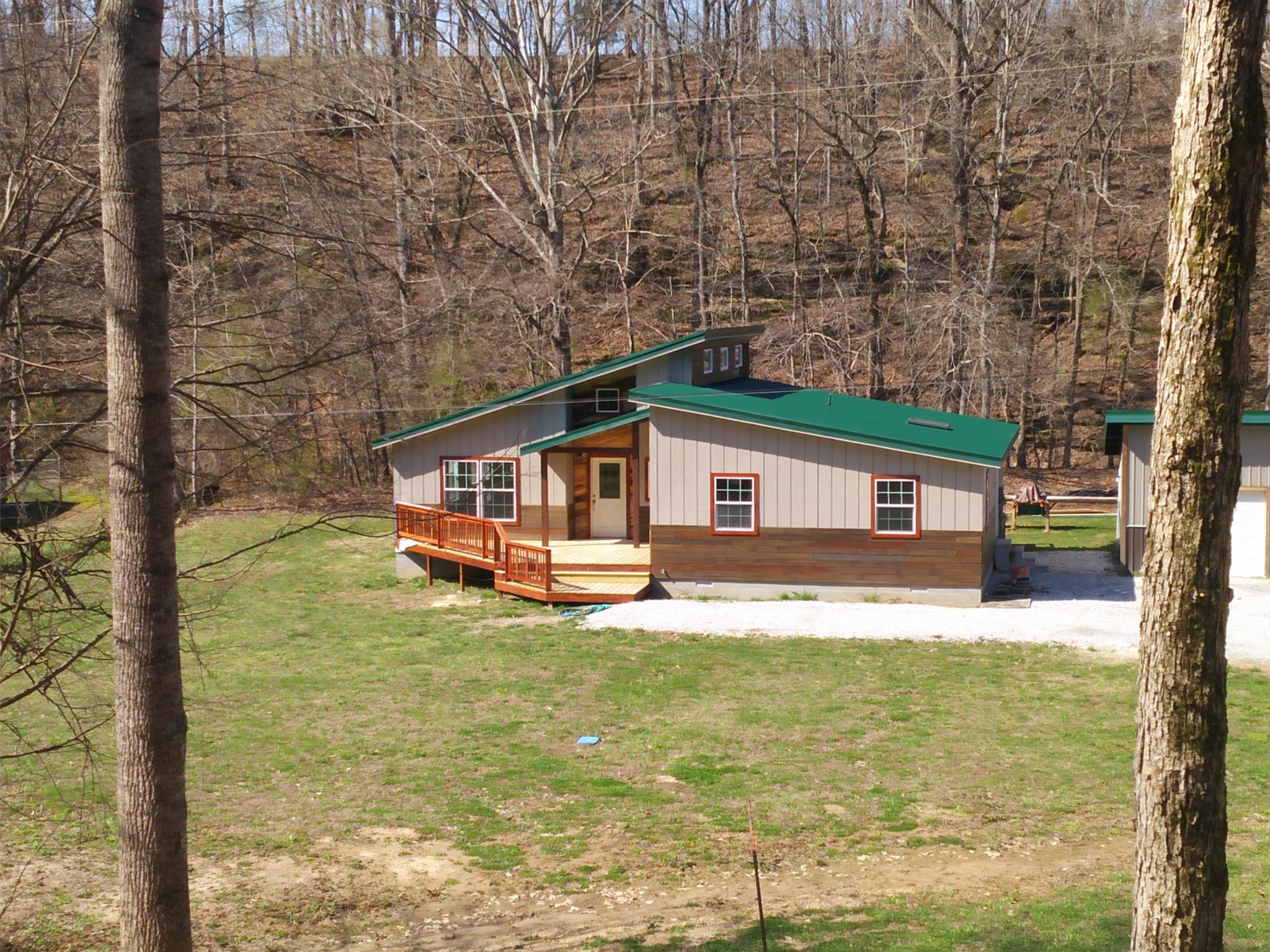 471 Defeated Creek Road Centerville, TN 37033 - Photo 2 of 18 Gallery Image 2