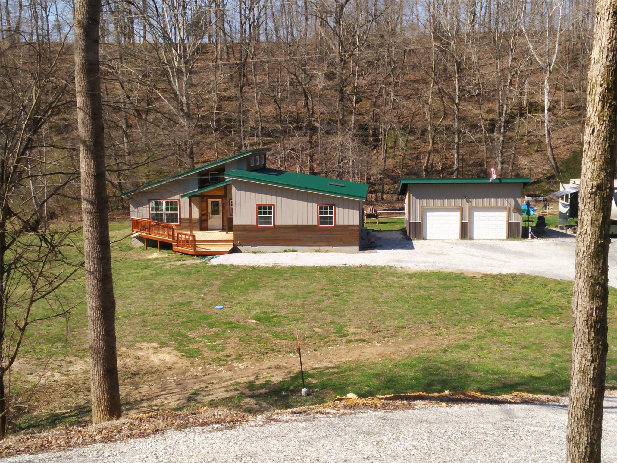 471 Defeated Creek Road Centerville, TN 37033 - Photo 3 of 18 Gallery Image 3