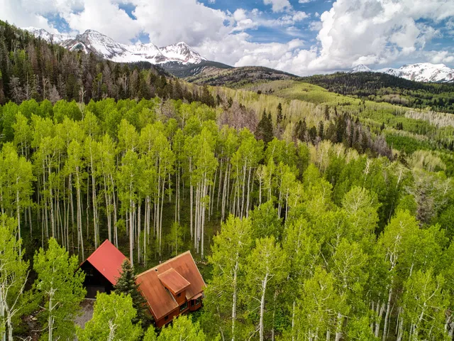 a view of lake and yard