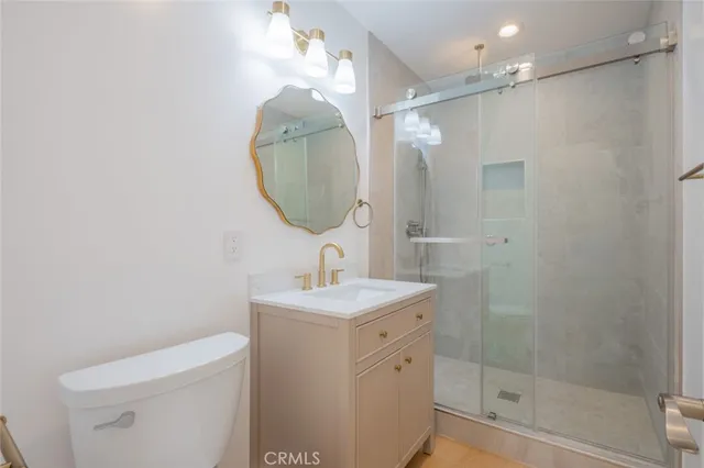 $1,399,000 | 7734 North Glenoaks Boulevard, Burbank, CA 91504