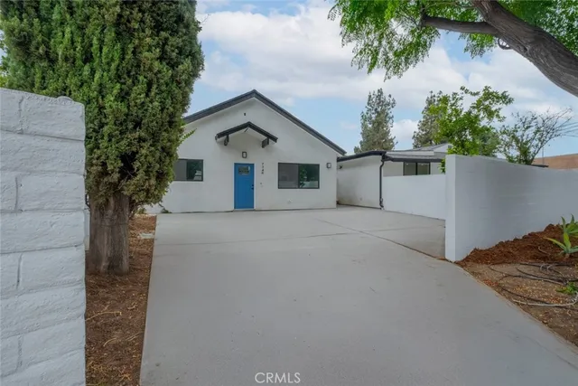 $1,399,000 | 7734 North Glenoaks Boulevard, Burbank, CA 91504