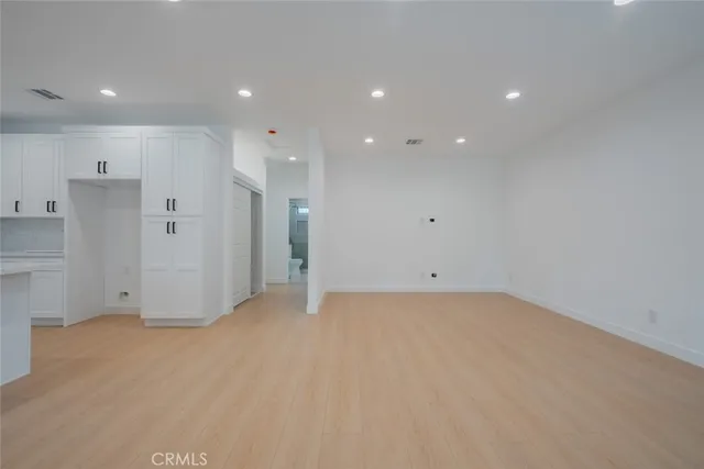 $1,399,000 | 7734 North Glenoaks Boulevard, Burbank, CA 91504