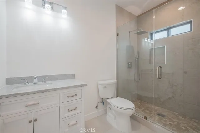 $1,399,000 | 7734 North Glenoaks Boulevard, Burbank, CA 91504