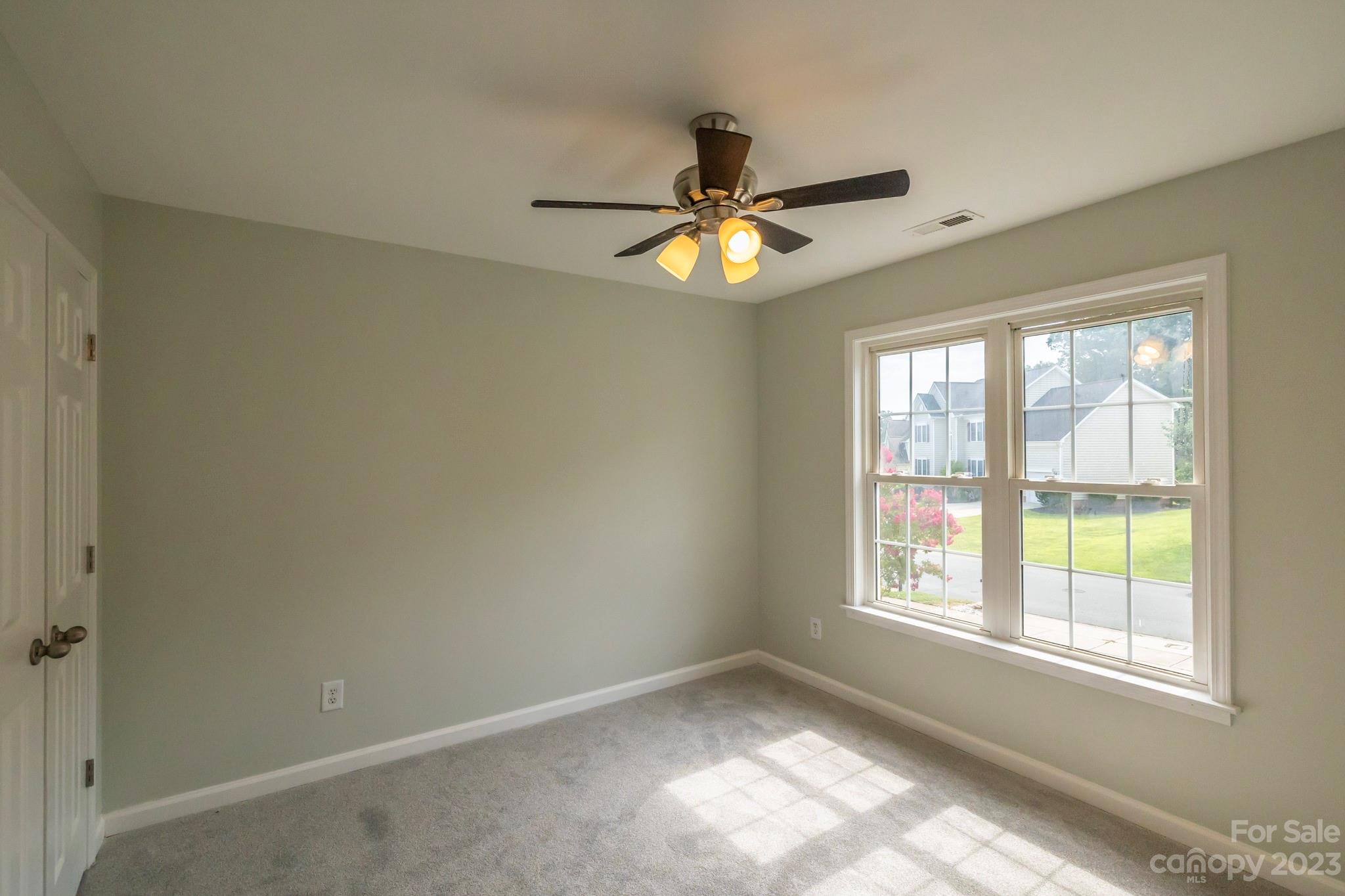 10631 Hellebore Road Charlotte, NC 28213 - Photo 30 of 37 Gallery Image 30