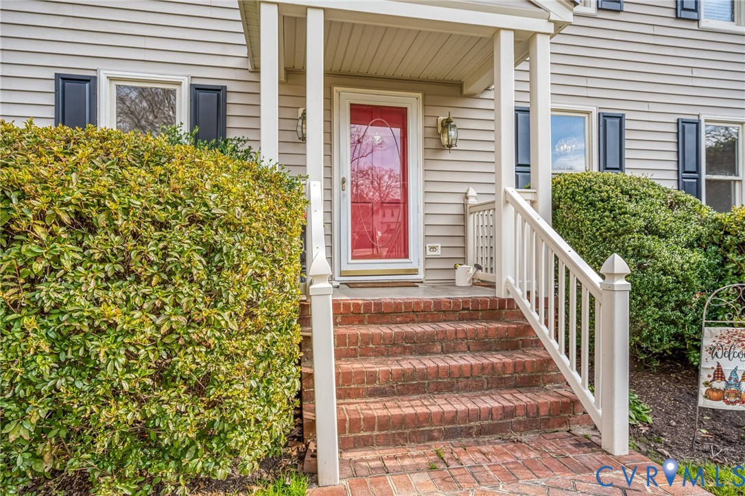 5301 Krag Road Chester, VA 23831 - Photo 4 of 48