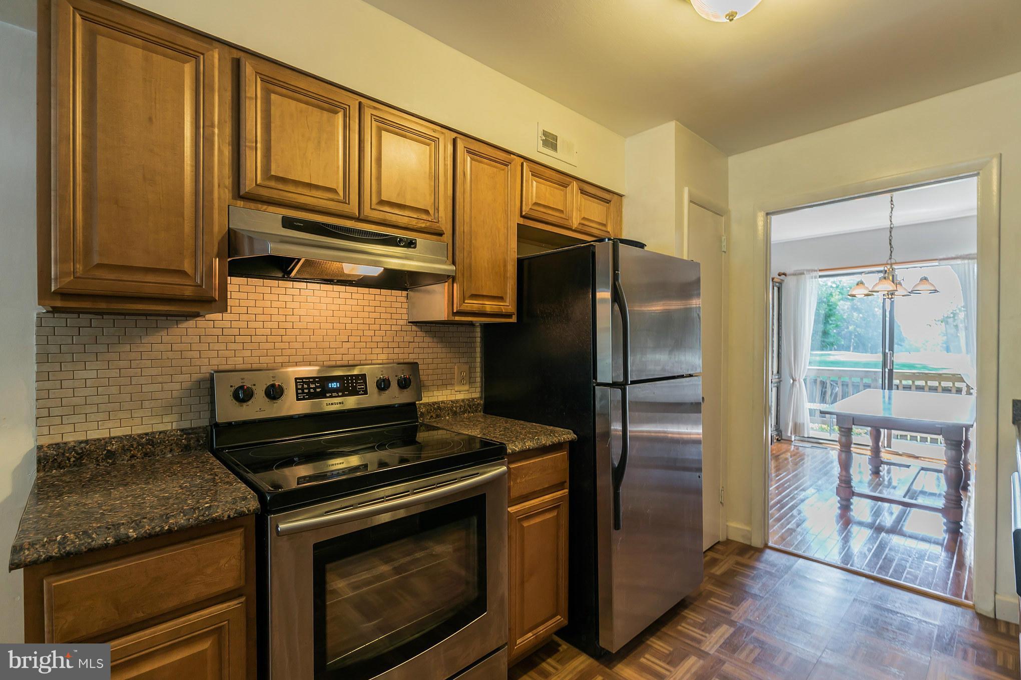 11601 Golf Course Square Reston, VA 20191 - Photo 12 of 23 Kitchen