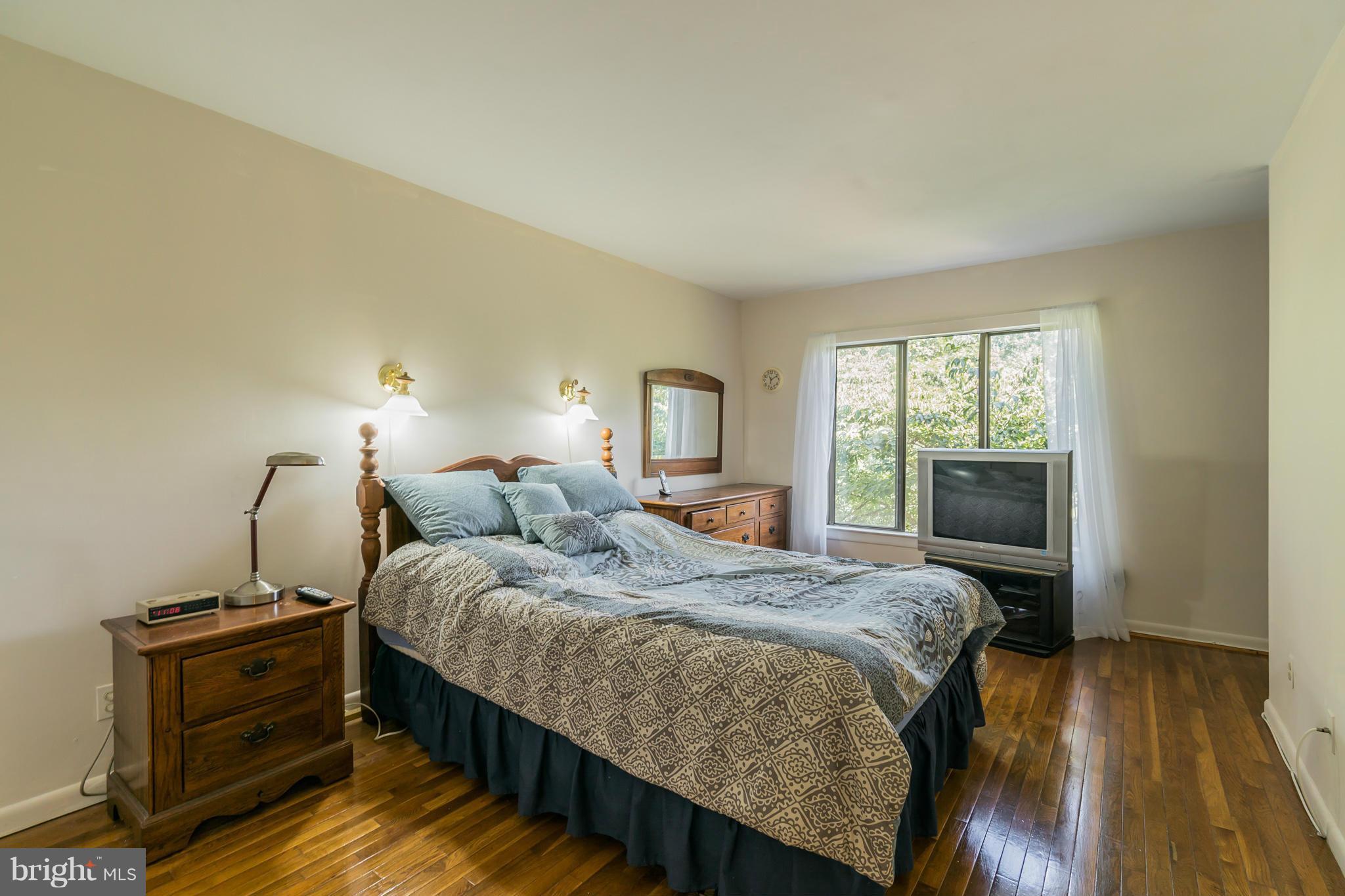 11601 Golf Course Square Reston, VA 20191 - Photo 17 of 23 Bedroom