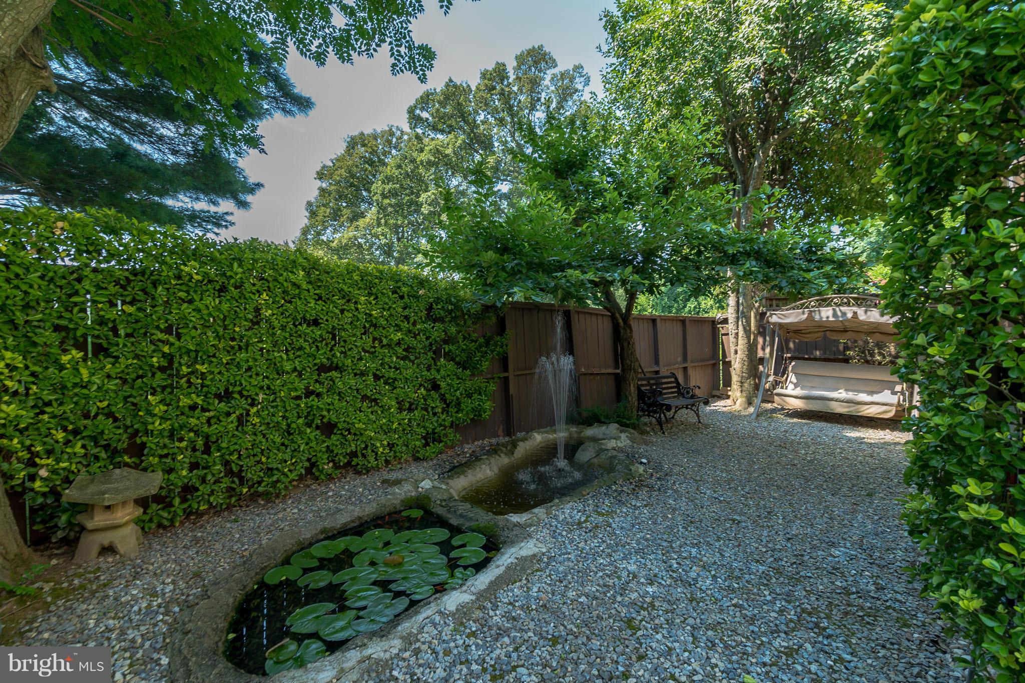 11601 Golf Course Square Reston, VA 20191 - Photo 22 of 23 Exterior (Rear)