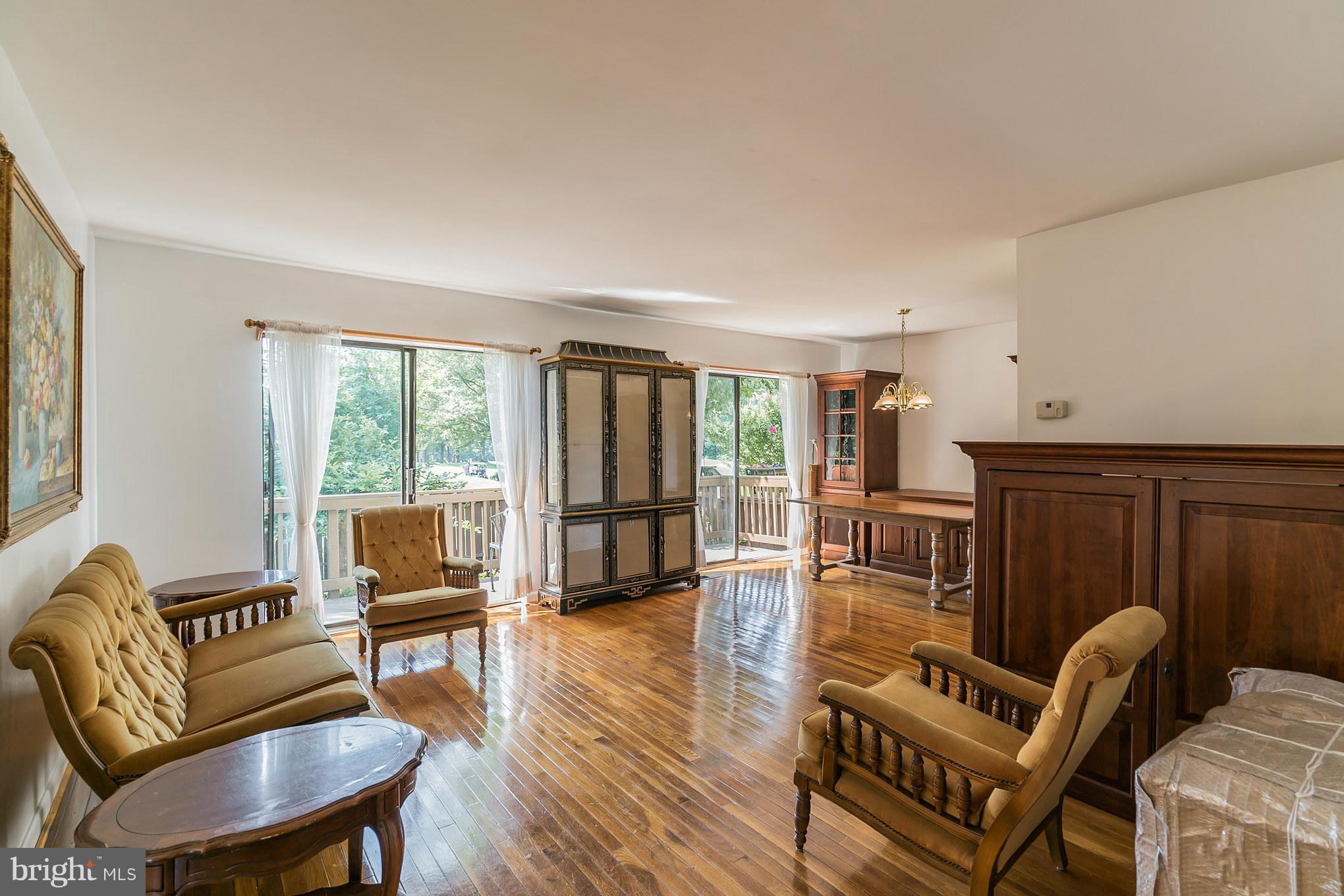 11601 Golf Course Square Reston, VA 20191 - Photo 7 of 23 Family Room