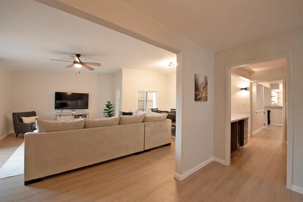9322 Shipman Street Rowlett, TX 75088 - Photo 8 of 36