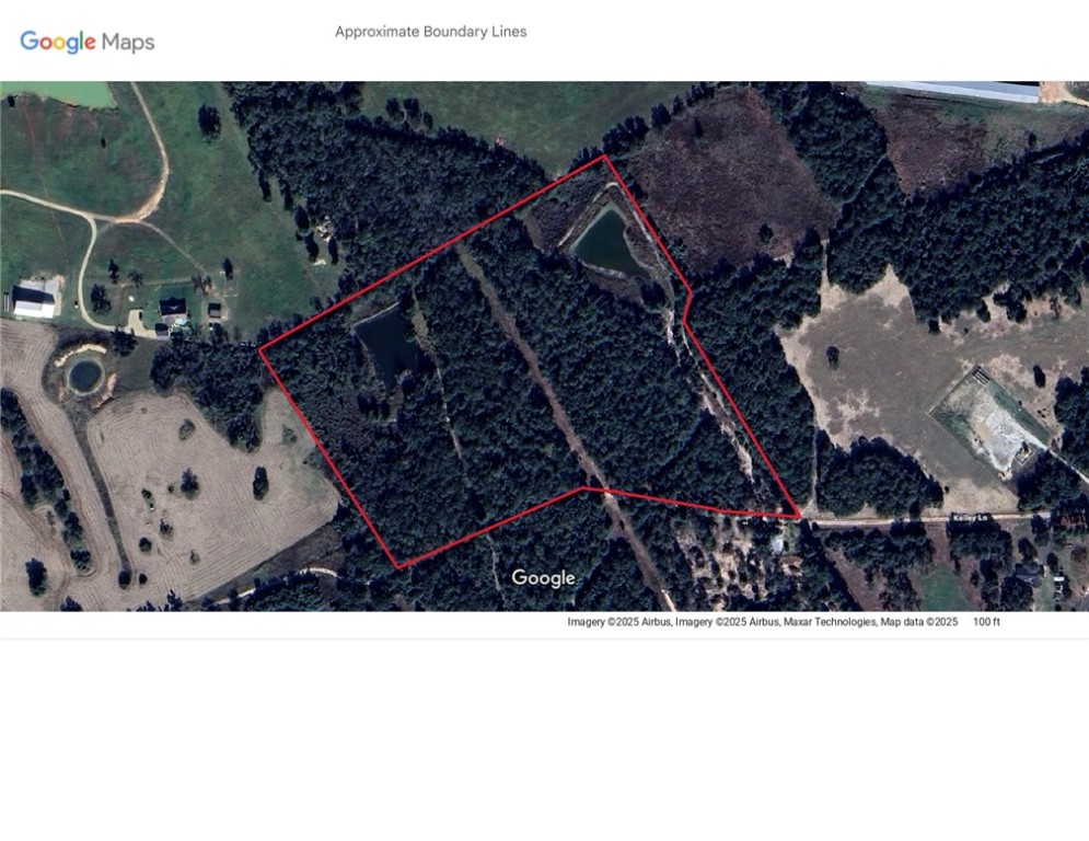 a black and white photo of a room