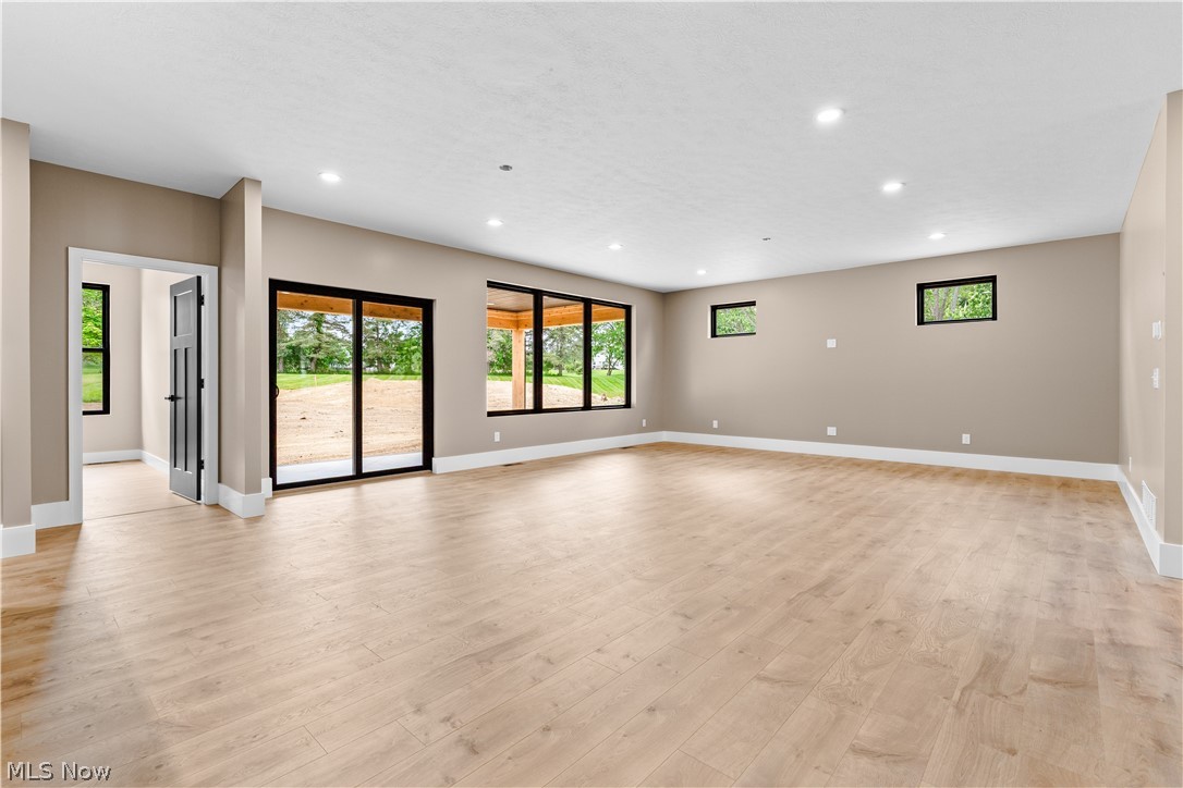 1091 Wadsworth Road Medina, OH 44256 - Photo 15 of 50