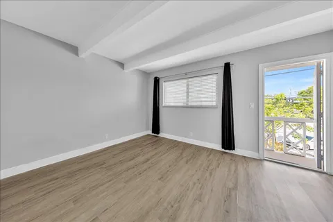 $220,000 | 2124 Northeast 5th Avenue, Unit 212, Wilton Manors, FL 33305