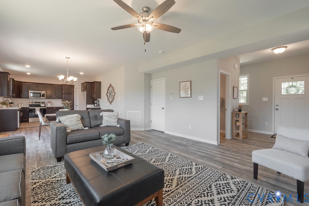 9344 Staples Mill Road Glen Allen, VA 23060 - Photo 5 of 28