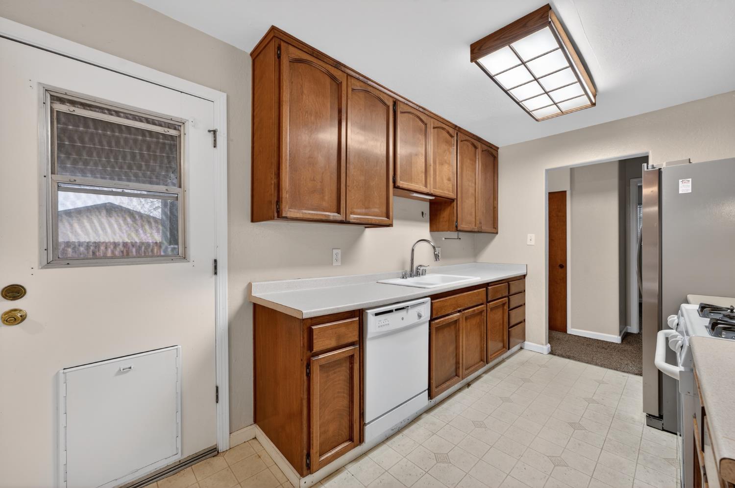 144 Withington Avenue Rio Linda, CA 95673 - Photo 12 of 26