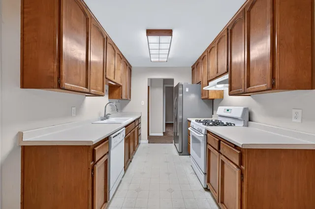 $385,000 | 144 Withington Avenue, Rio Linda, CA 95673