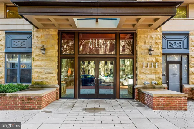 $3,650 | 1111 25th Street Northwest, Unit 920, Washington, DC 20037