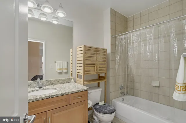 $3,650 | 1111 25th Street Northwest, Unit 920, Washington, DC 20037
