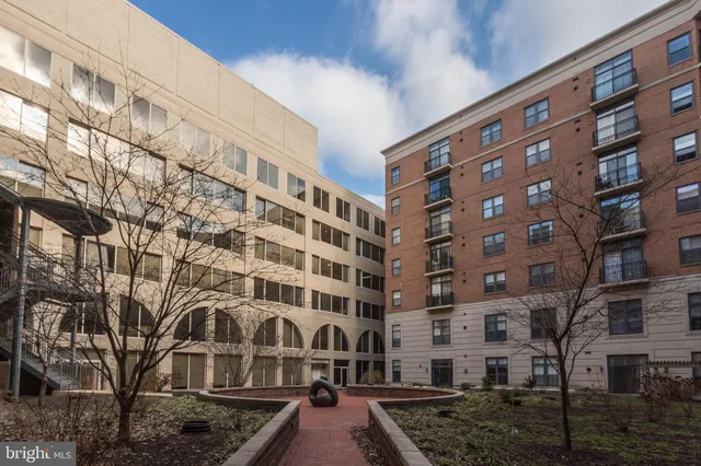 $3,650 | 1111 25th Street Northwest, Unit 920, Washington, DC 20037