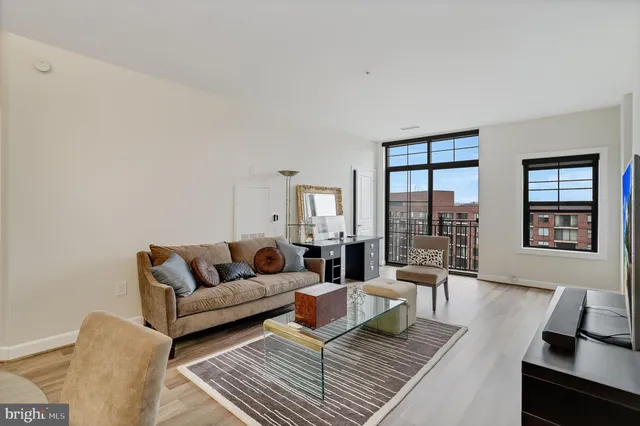 $3,650 | 1111 25th Street Northwest, Unit 920, Washington, DC 20037