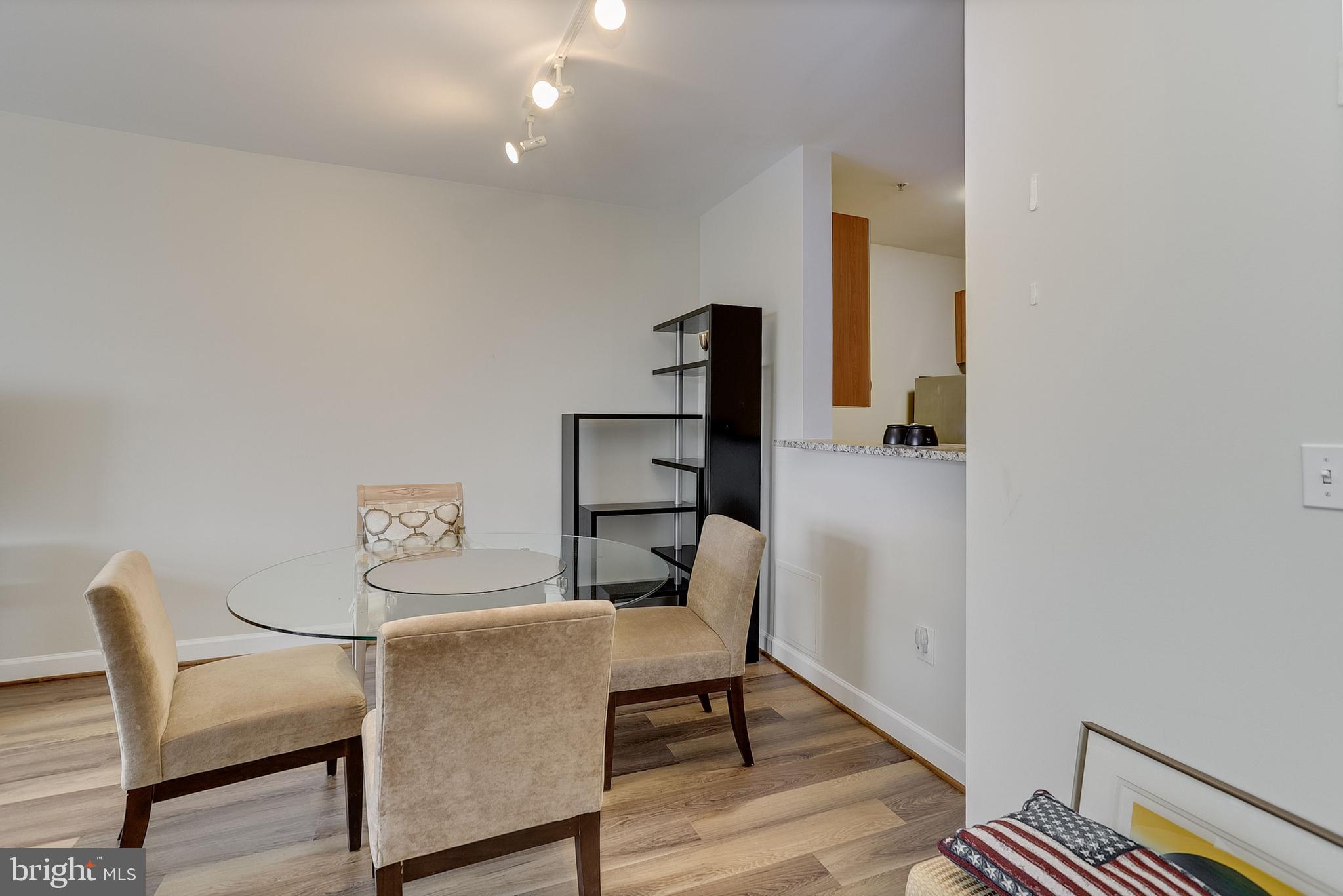 1111 25th Street Northwest, Unit 920 Washington, DC 20037 - Photo 9 of 33 Dining Area