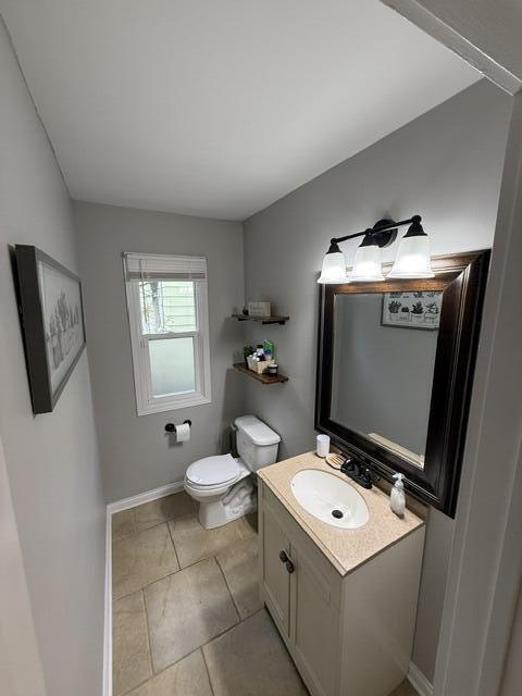 6010 West Main Street Milwaukee, WI 53214 - Photo 6 of 18 1/2 Bath Main