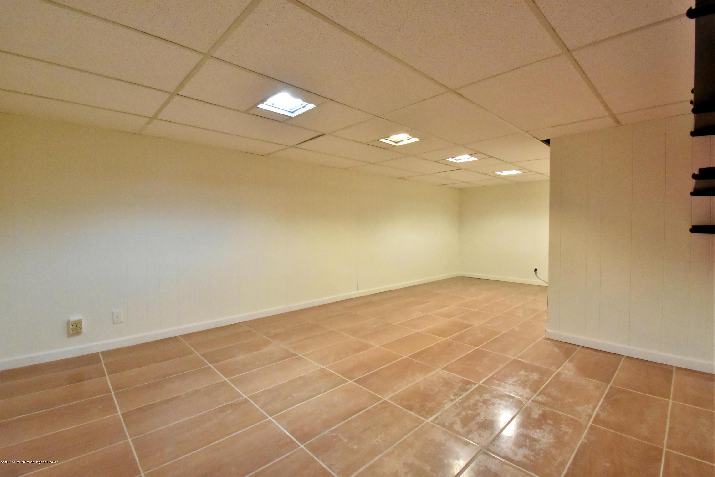 5 Harvey Road Morganville, NJ 07751 - Photo 17 of 22 Basement