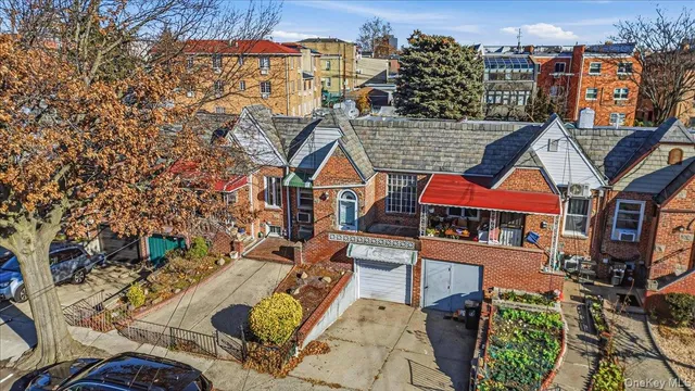 $888,000 | 54-09 80th Street | Elmhurst