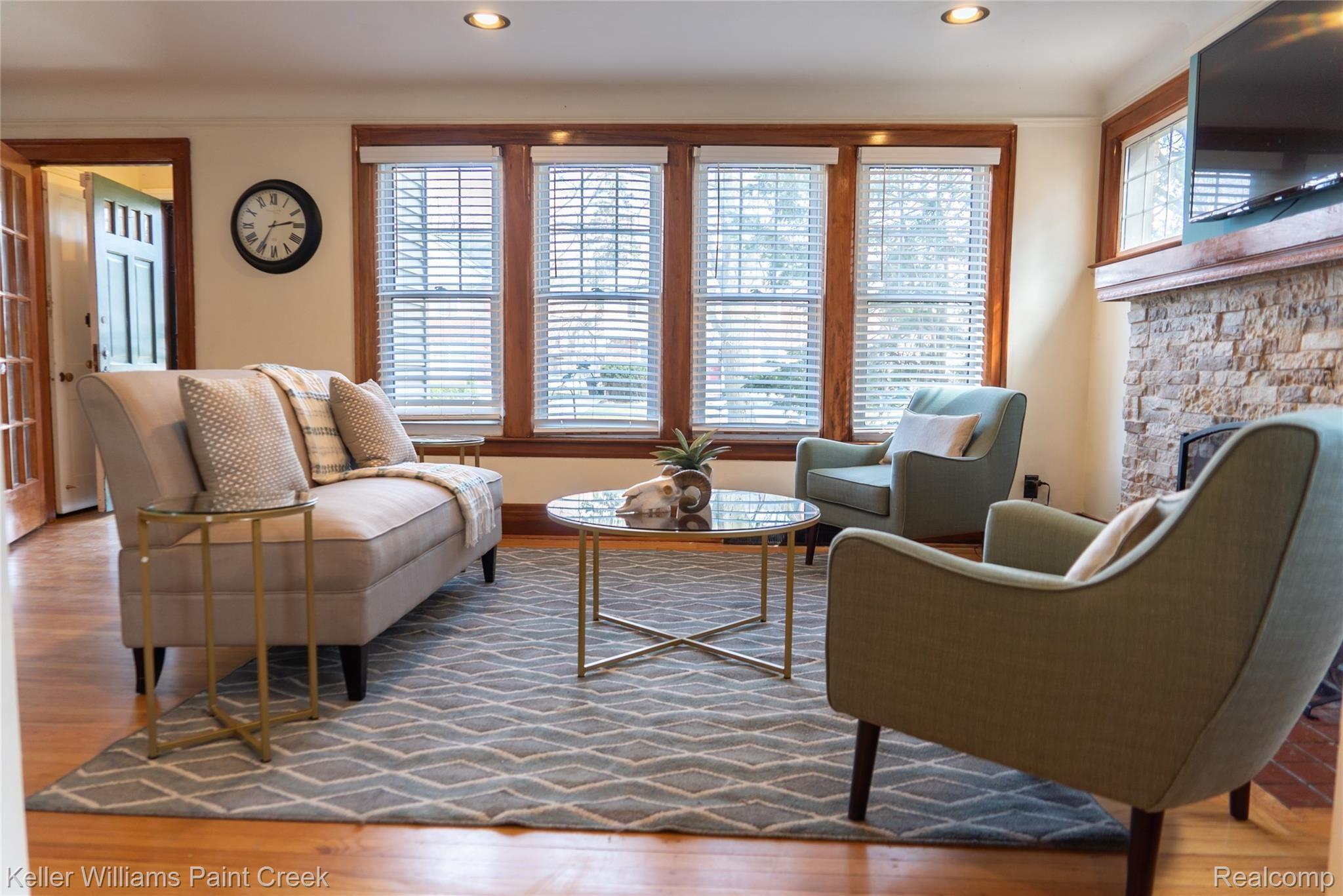 16759 Edinborough Road Detroit, MI 48219 - Photo 2 of 31 DSC04414.jpg